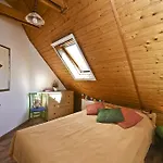 Dom wakacyjny Bell House *
