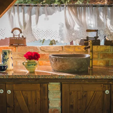 Bell House Holiday home Bukkzserc